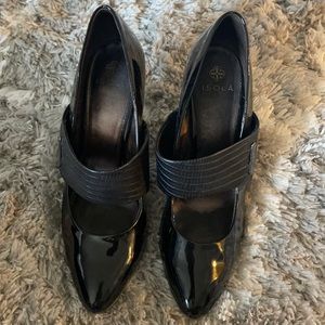 Isola black shoes